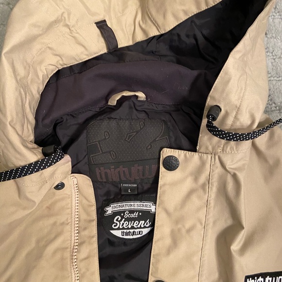 Trinity Snowboard Jacket - Picture 2 of 8